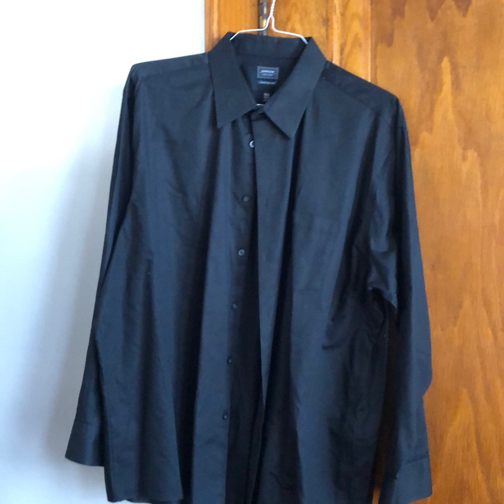 Black long sleeve shirt